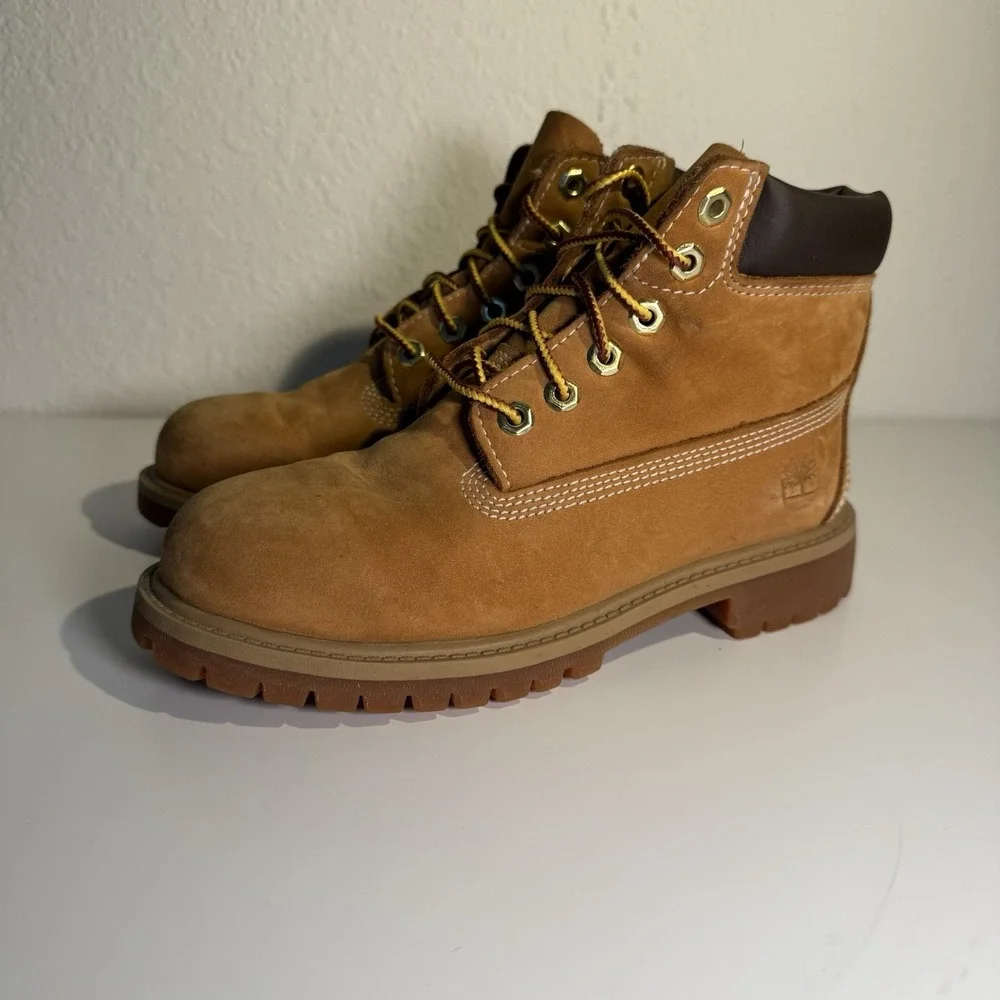 Timberland 12709 Wheat Nubuck Lace Up Boots Youth US Size‎ 1.5M